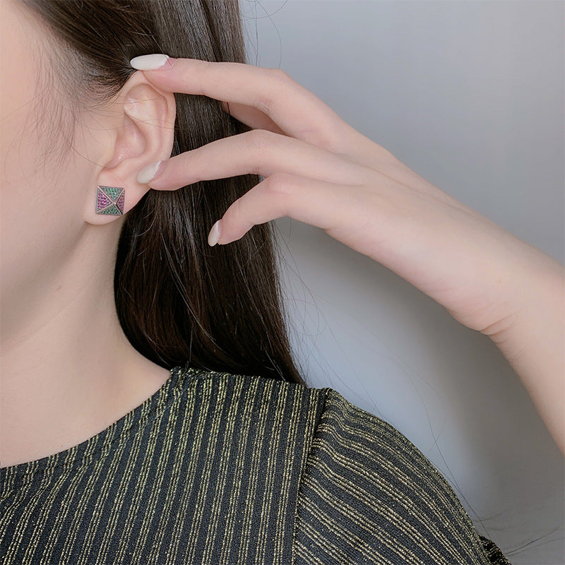 925 Sterling Silver Pyramid Studded With Colorful Zirconium Studs