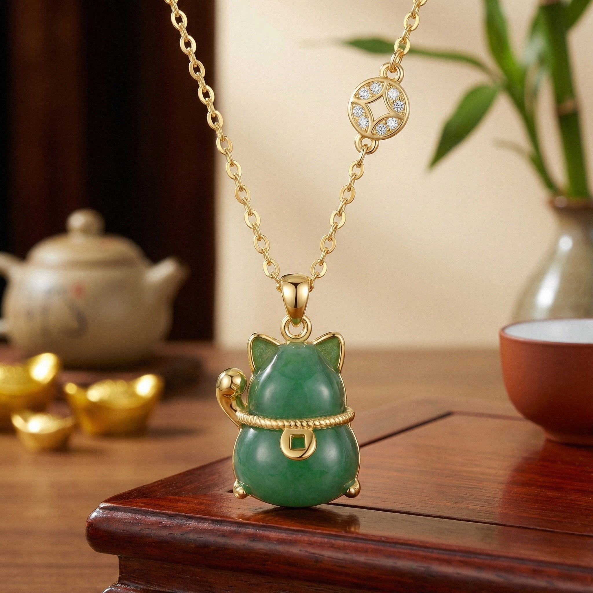 925 Sterling Silver Green Jadeite Lucky Cat Pendant Necklace for Good Fortune and Prosperity