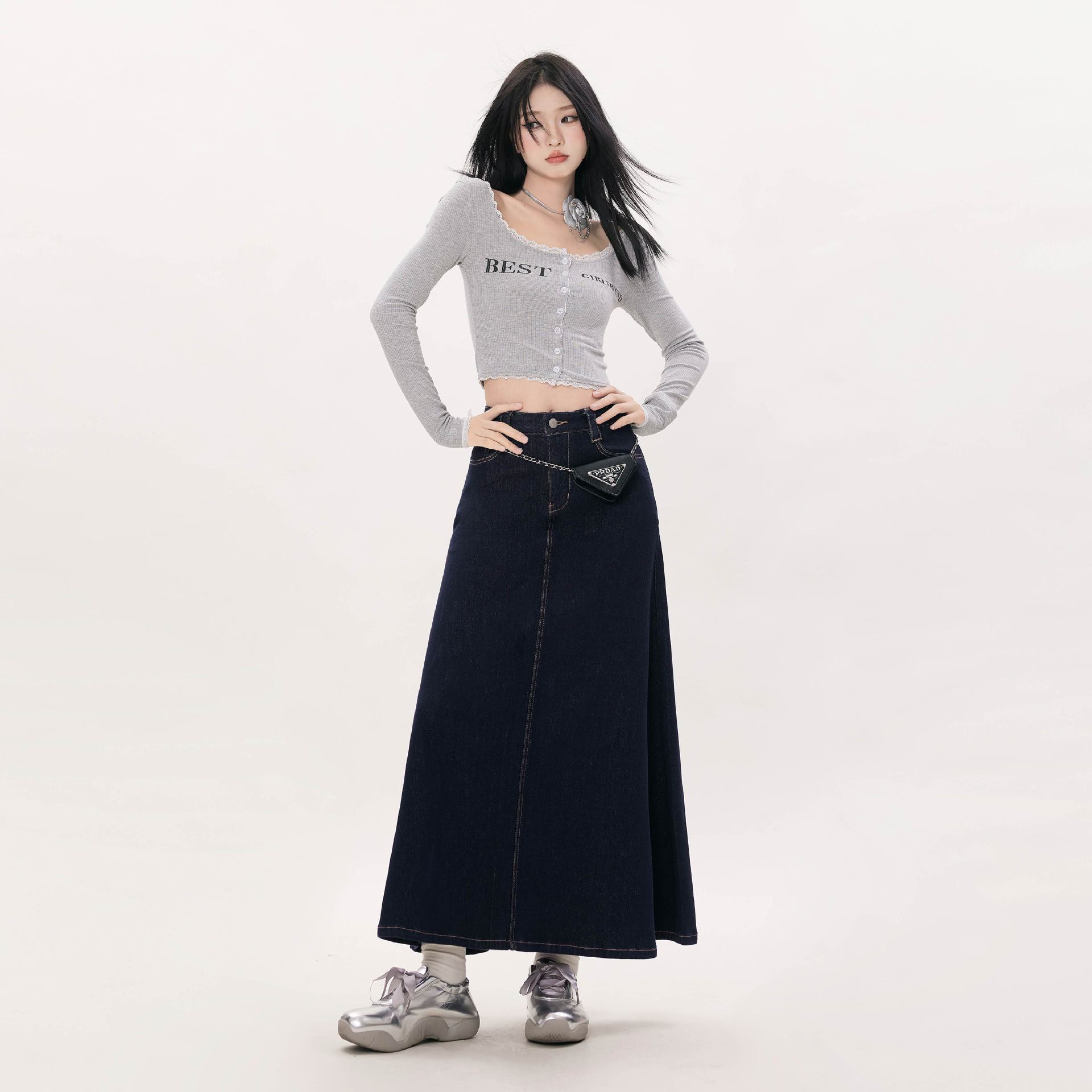Women's Simple Design Slimming Dark Blue Denim Skirt