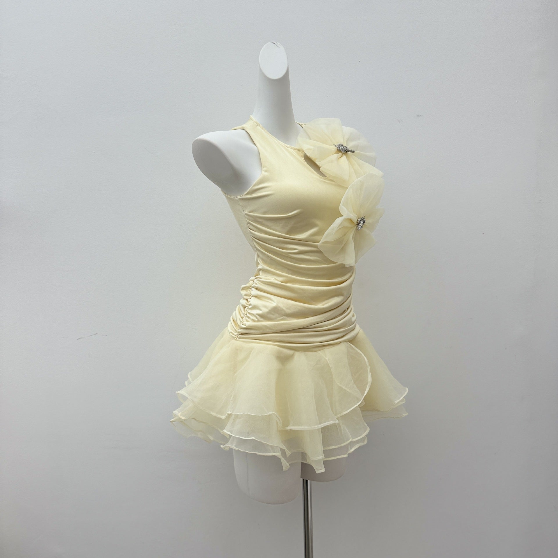 French Romantic Three-Dimensional Floral Halter Dress