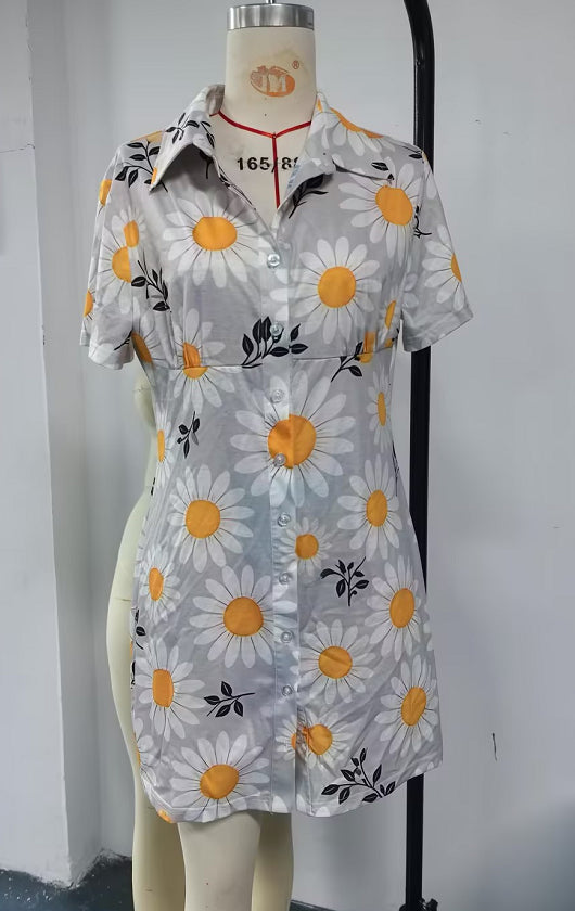 Collared Button-Front Fitted Bodycon Short-Sleeve Dress
