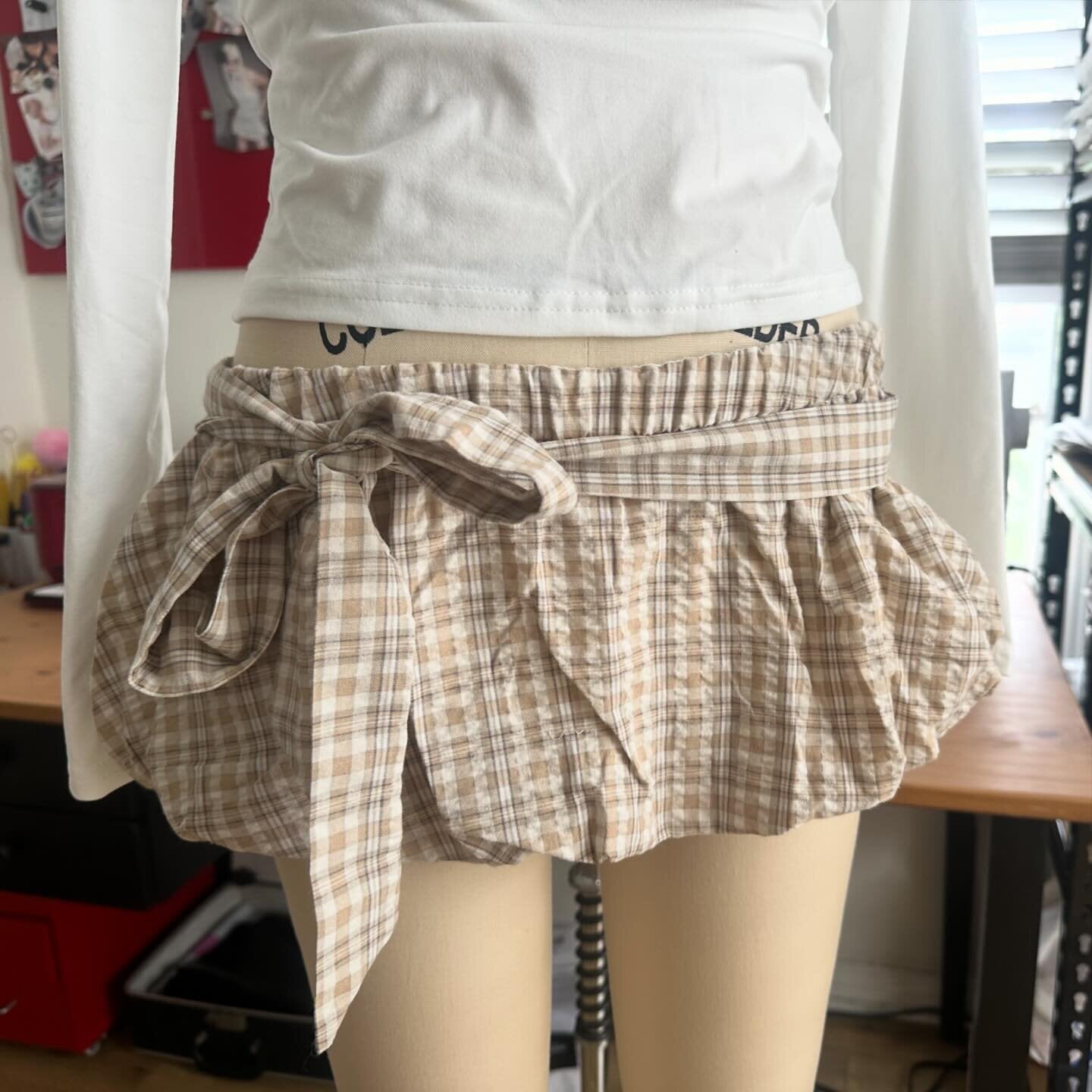 Women's Ultra-short Skirt With An Elastic Waistband